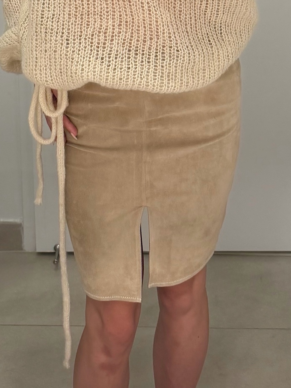 Vintage Beige Suede Pencil Skirt with Front Slit